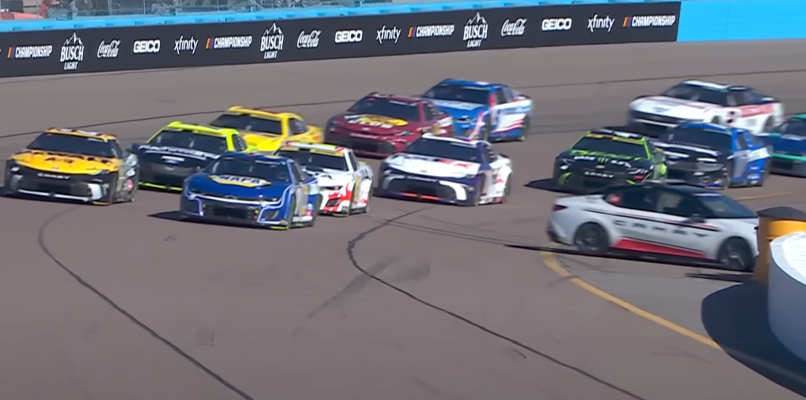 The Toyota pace car hits the barrier before the Stage 2 restart © NASCAR